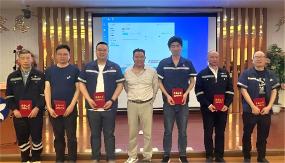 娄底PA视讯官网首页实业举行“四化”管理经验交流演讲比赛